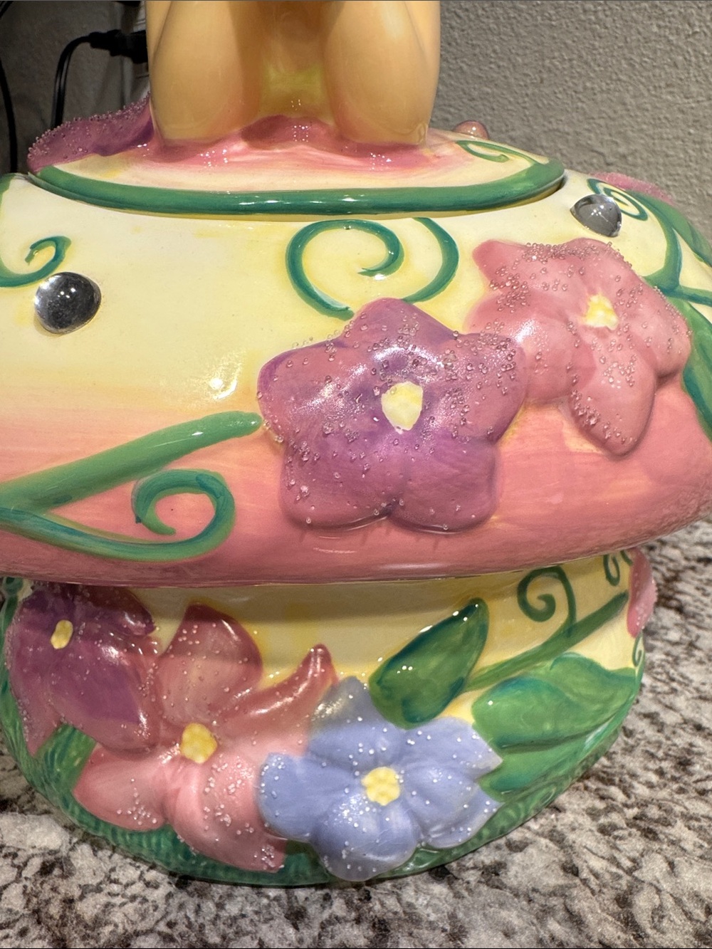 Disney Antique tinkerbell on mushroom with flowers and sparkles cookie jar - Picture 8 of 10
